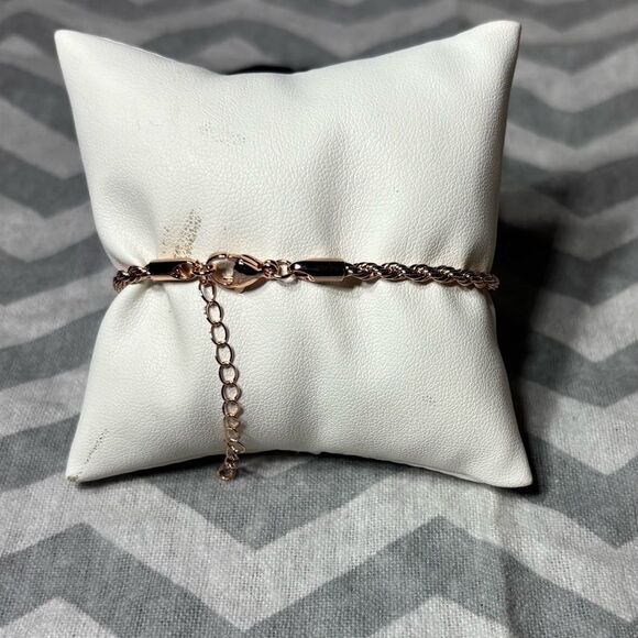 New! Rose Gold Dainty Bracelet Lobster Clasp & Extension - Picture 3 of 4